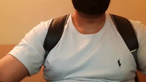 Hairy Arabian online show from December 26, 6:30 am