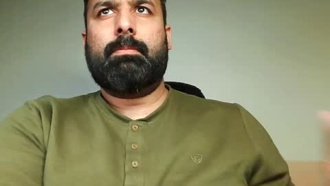 Hairy Arabian online show from January 17, 11:38 am