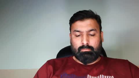 Hairy Arabian online show from January 27, 6:31 pm