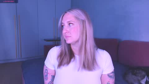 Lissa online show from May 28, 8:39 pm