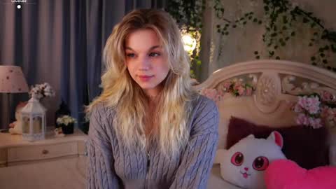 Jessica online show from November 10, 2:16 pm