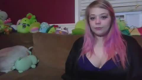 Snapshot of burnthemail chatting on December 15, 10:07 am lilly online show from December 15, 10:07 am