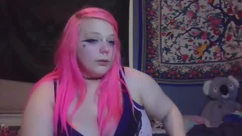 Snapshot of burnthemail chatting on January 27, 5:36 am lilly online show from January 27, 5:36 am