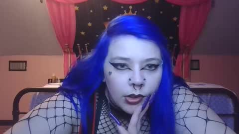 Snapshot of burnthemail chatting on October 19, 7:25 pm lilly online show from October 19, 7:25 pm