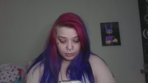 Snapshot of burnthemail chatting on March 14, 12:06 am lilly online show from March 14, 12:06 am