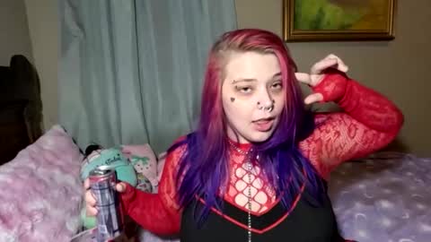 Snapshot of burnthemail chatting on March 21, 8:19 am lilly online show from March 21, 8:19 am