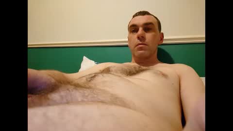 Snapshot of burtz909 chatting on February 7, 1:04 pm burtz909 online show from February 7, 1:04 pm