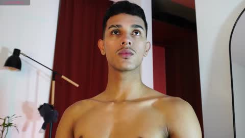 Snapshot of busterspinter chatting on February 13, 10:44 am Buster independent model online show from February 13, 10:44 am