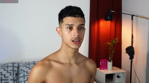 Snapshot of busterspinter chatting on February 26, 11:04 pm Buster independent model online show from February 26, 11:04 pm