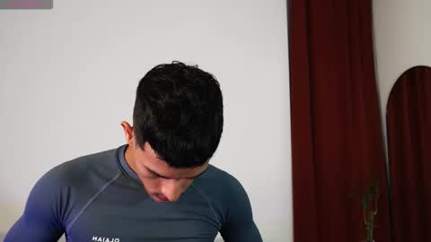 Buster independent model online show from March 10, 11:32 pm