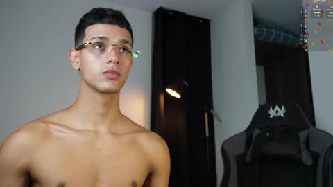 Snapshot of busterspinter chatting on April 27, 12:25 pm Buster independent model online show from April 27, 12:25 pm