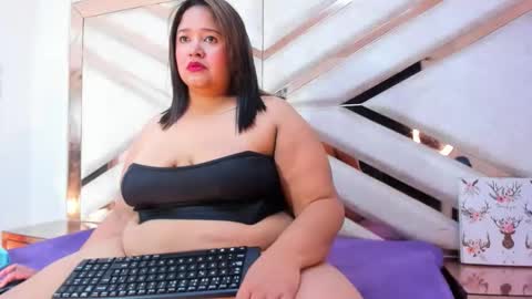 busty juicyy online show from February 12, 12:55 pm