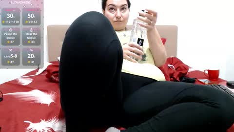 Emma online show from November 6, 8:15 am