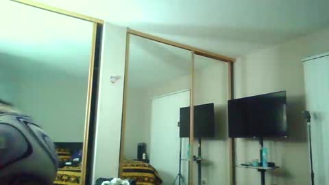 butter_pecanxoxo online show from October 3, 4:09 am