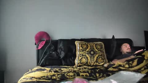 butter_pecanxoxo online show from October 3, 11:13 pm