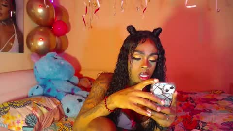 butterfly_rouse online show from November 16, 3:01 am