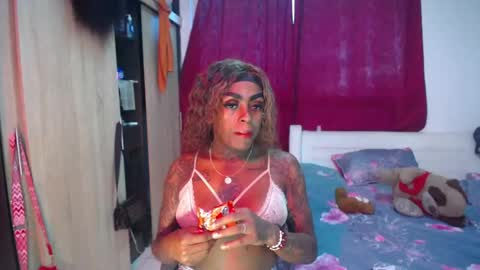 butterfly_rouse online show from February 15, 12:36 pm