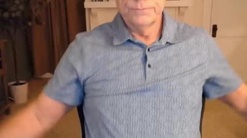 Miles online show from December 10, 9:12 am