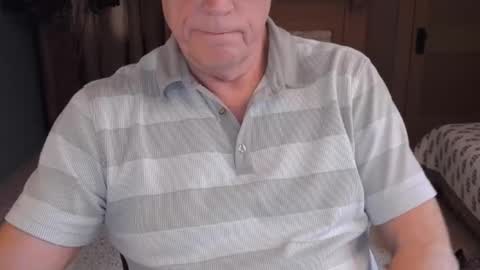 Miles online show from December 20, 6:13 pm