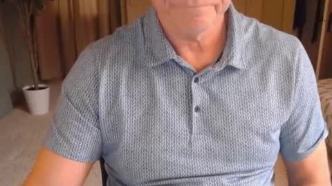 Miles online show from January 6, 5:27 pm