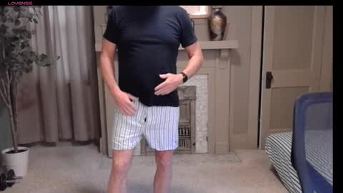 Miles online show from November 26, 6:42 pm