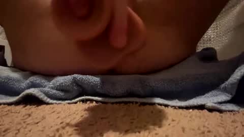 Snapshot of buttstuff0420 chatting on January 6, 2:37 am buttstuff0420 online show from January 6, 2:37 am