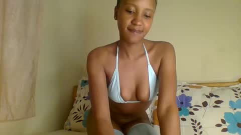 Snapshot of buttter_cup chatting on October 26, 9:53 pm Claudia online show from October 26, 9:53 pm