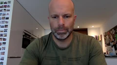 Snapshot of buurman1982isback chatting on September 15, 9:09 am buurman1982isback online show from September 15, 9:09 am