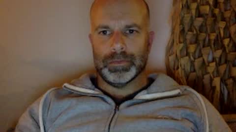 Snapshot of buurman1982isback chatting on October 6, 10:18 pm buurman1982isback online show from October 6, 10:18 pm