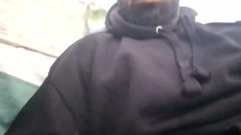 Snapshot of buzsy chatting on February 24, 3:21 pm Buzsy online show from February 24, 3:21 pm