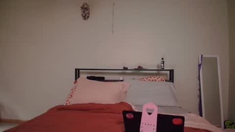 bxdieelatina online show from February 24, 7:12 pm