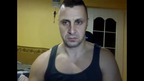 Snapshot of bzykacz1988 chatting on November 18, 7:51 pm bzykacz1988 online show from November 18, 7:51 pm