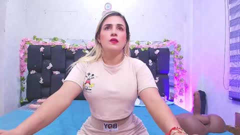 Carolina online show from September 18, 3:08 am