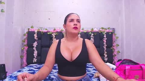 Carolina online show from October 8, 3:04 am