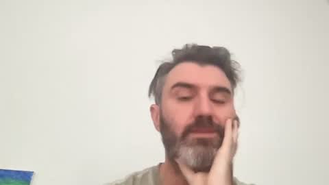 Snapshot of c_life128 chatting on October 17, 9:17 pm c_life128 online show from October 17, 9:17 pm