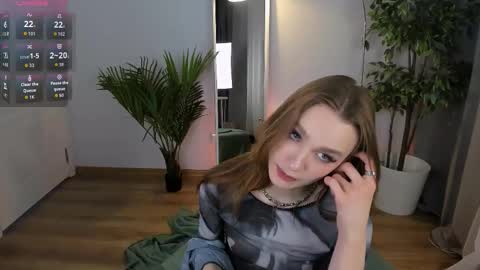 Polly online show from November 6, 8:54 pm