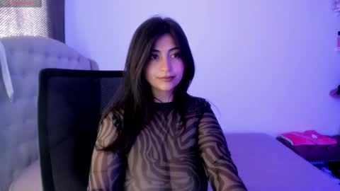 Snapshot of caami02 chatting on February 15, 7:32 pm caami02 online show from February 15, 7:32 pm