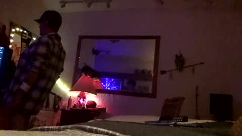 Snapshot of cabana1965 chatting on September 19, 7:10 am cabana1965 online show from September 19, 7:10 am