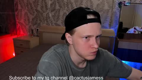 James online show from October 11, 8:29 pm