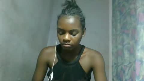 Snapshot of caella98 chatting on April 11, 4:55 pm caella98 online show from April 11, 4:55 pm