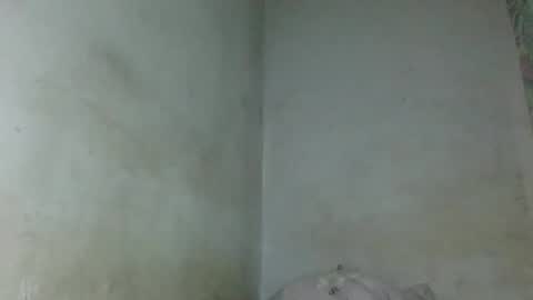 Snapshot of caella98 chatting on May 11, 2:45 pm caella98 online show from May 11, 2:45 pm