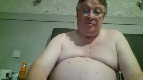 caerphillyphil online show from October 19, 11:27 pm