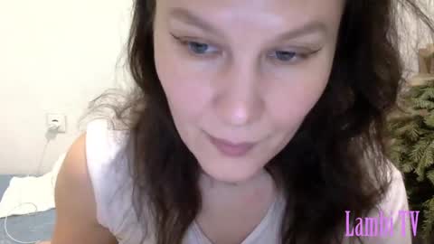 Snapshot of caffeinated_lamb chatting on December 27, 7:24 pm Lamb online show from December 27, 7:24 pm