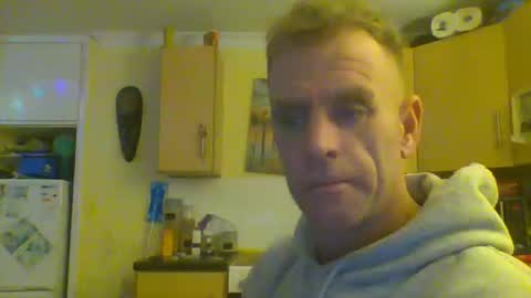 Snapshot of cags84 chatting on December 24, 10:06 pm cags84 online show from December 24, 10:06 pm