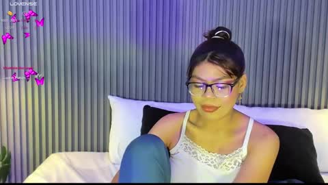 CailynBrown online show from March 11, 4:10 am