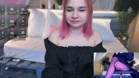 Snapshot of caitlin_crazy chatting on May 23, 10:41 am Gina online show from May 23, 10:41 am