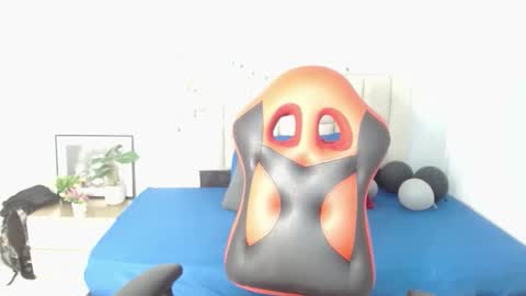 caius online show from January 15, 11:26 am