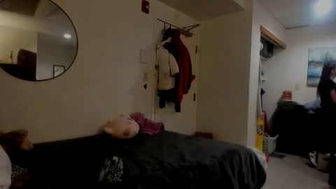 Snapshot of calaentemichele chatting on March 2, 6:03 am calaentemichele online show from March 2, 6:03 am