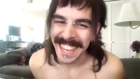 calciferaddams online show from October 16, 9:49 pm