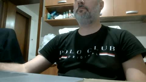 Snapshot of caldoski chatting on May 26, 9:44 pm caldoski online show from May 26, 9:44 pm
